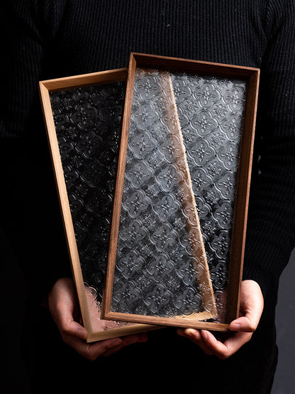 Wooden serving tray whit glass