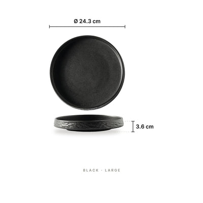 Busan - Deep Plate Black Large – dimensions: diameter 24.3 cm, height 3.6 cm
