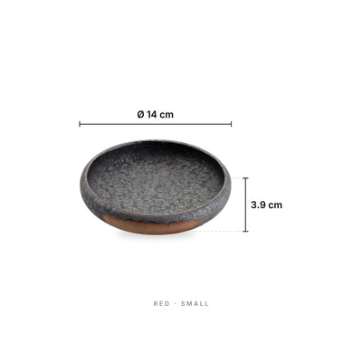 Kyoto Kiln - Plate Red Small – dimensions: diameter 14 cm, height 3.9 cm