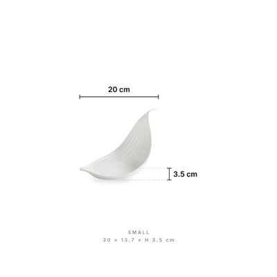 Leaf - Plate Small – dimensions: length 20 cm, width 13.7 cm, height 3.5 cm