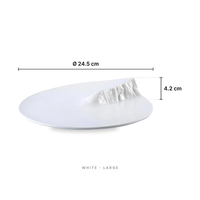 Mountain Cliff - Plate White Large – dimensions: diameter 24.5 cm, height 4.2 cm