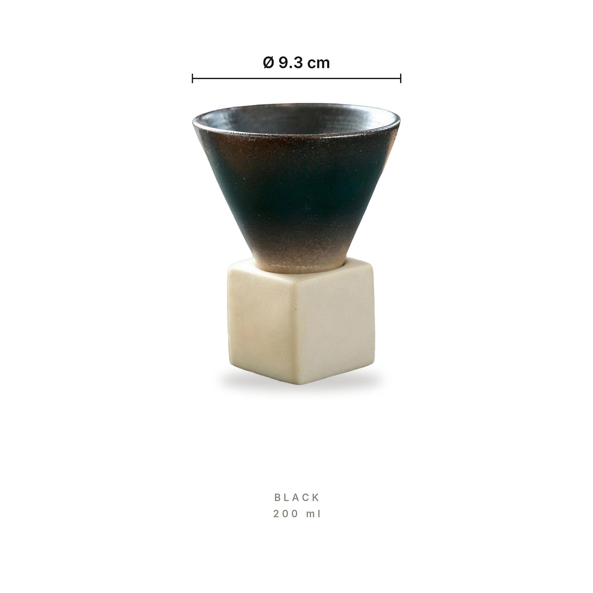 Retro Coffee Cup Black – dimensions: diameter 9.3 cm, capacity 200 ml