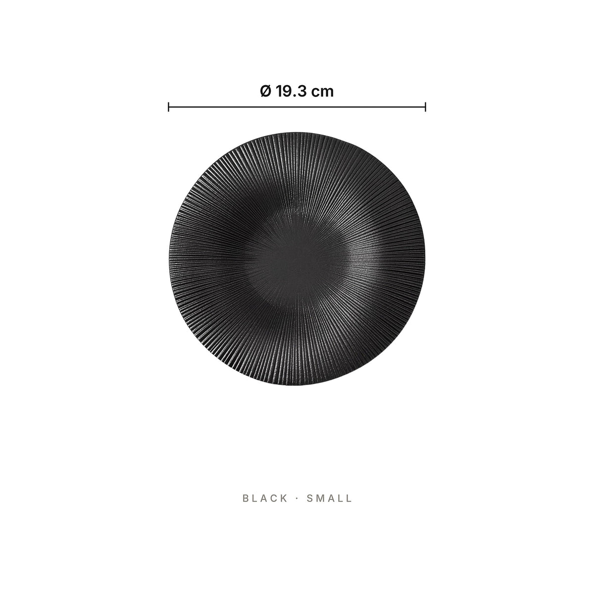 Solar Elegance - Plate Black / Small – dimensions: diameter 19.3 cm, height 2 cm