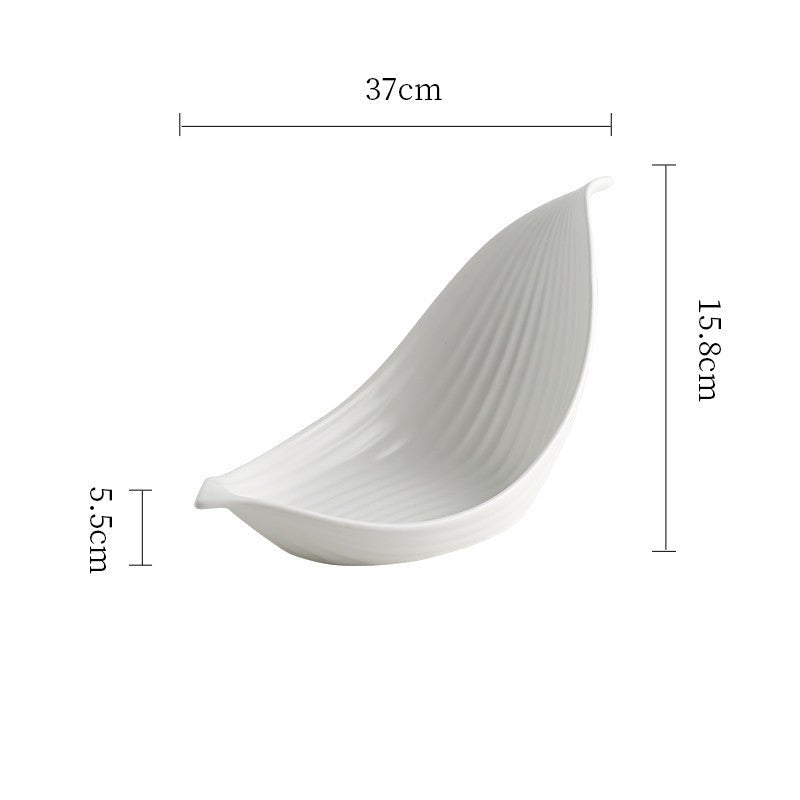 Leaf Shaped Irregular Plate - TableGlow