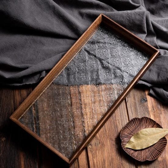 Wooden serving tray whit glass