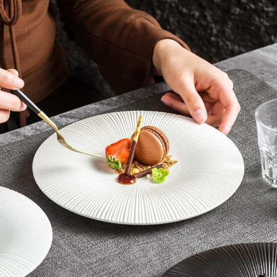 Solar Elegance - Plate