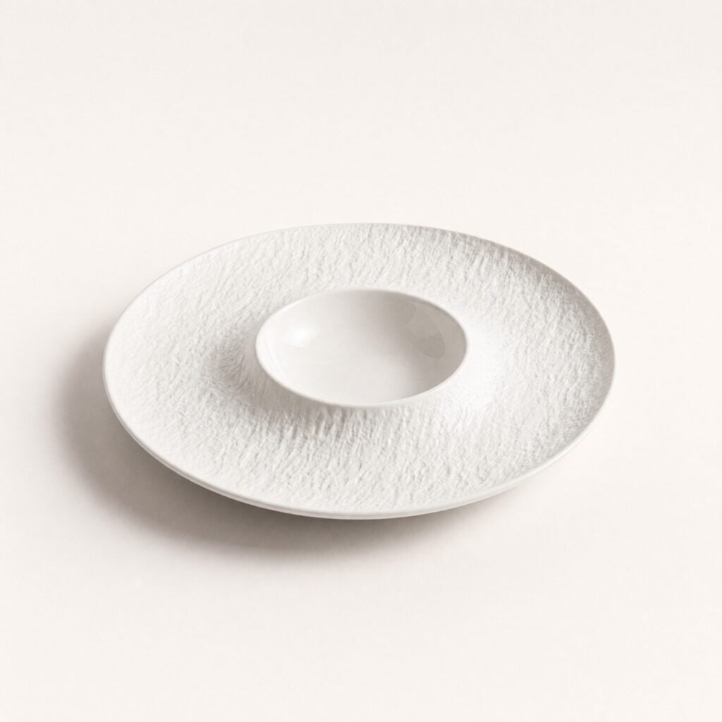Umbra Plate